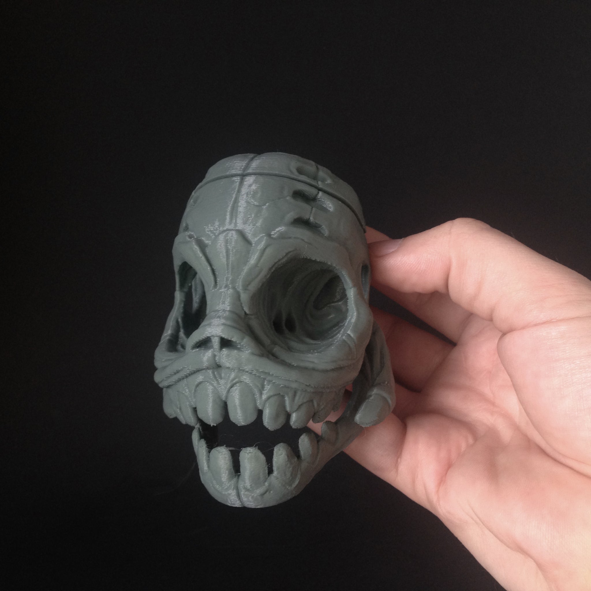 3DKitbash_ParodySkulls_002_Nom